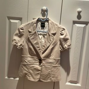 Short sleeve blazer. Super cute for wearing over any camisole or tank.